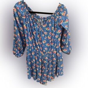 Excellent condition size small romper
